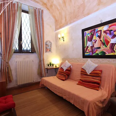 Lupa Flat Apartment